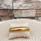 18K Gold Plated Bangle Bracelet - The Pink Pineapple 850