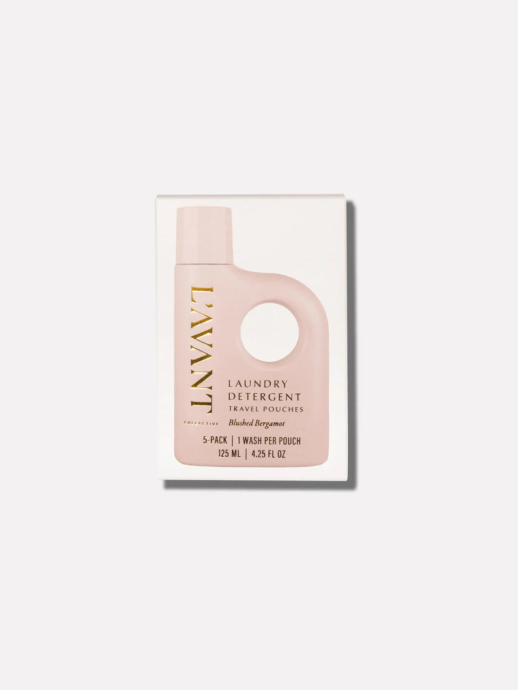 L'AVANT Blushed Bergamot Laundry Detergent Travel Pack featuring five single-use plant-based detergent packets for travel and hand washing.