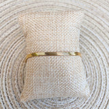[Brenda Grands] Dainty Herringbone Bracelet - The Pink Pineapple 850