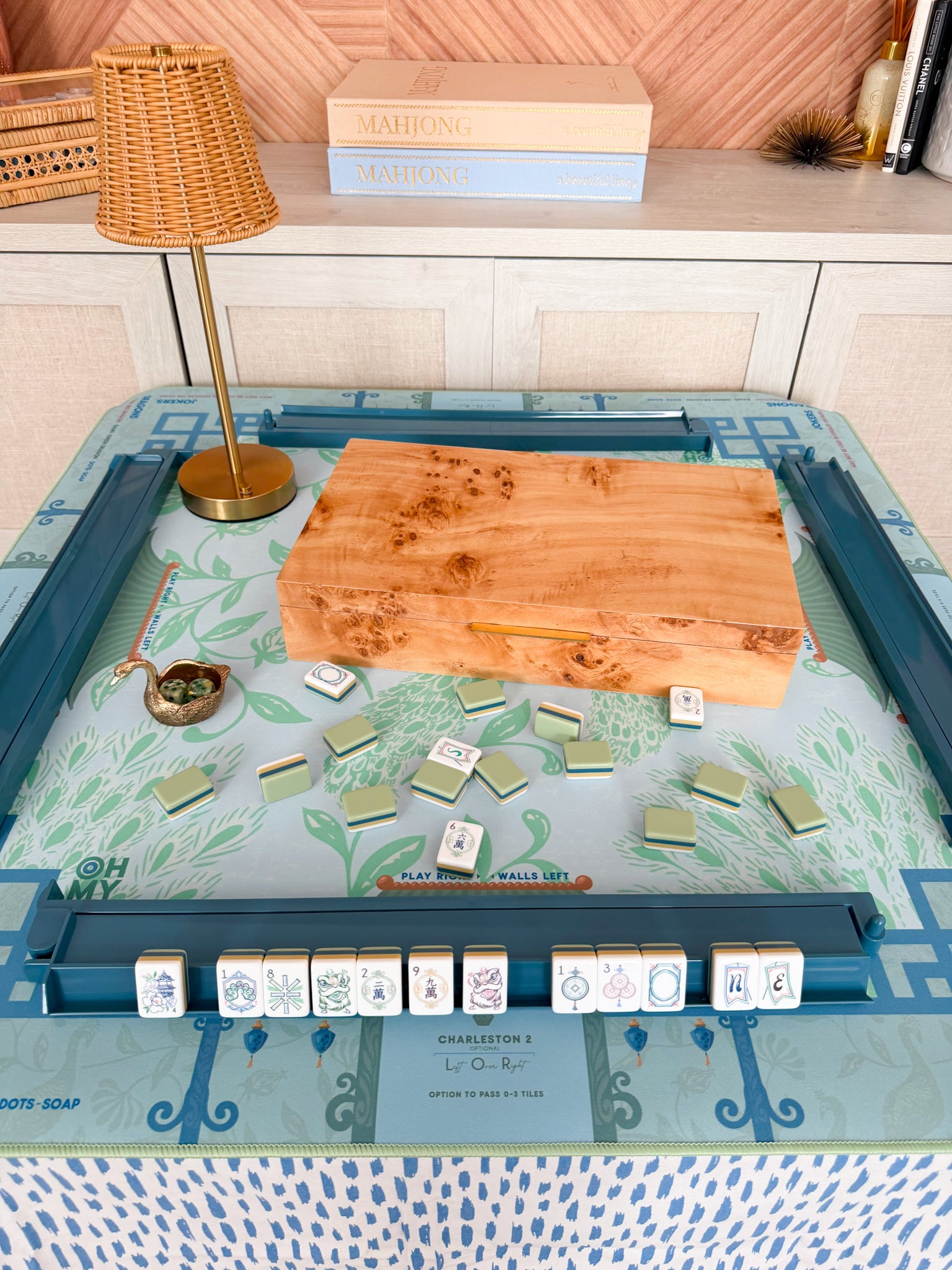 Large burlwood Mahjong tile storage box with hinged lid and natural wood grain pattern