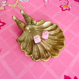 Gilded Songbird Scallop Dice Catchall on the Anastasia mat