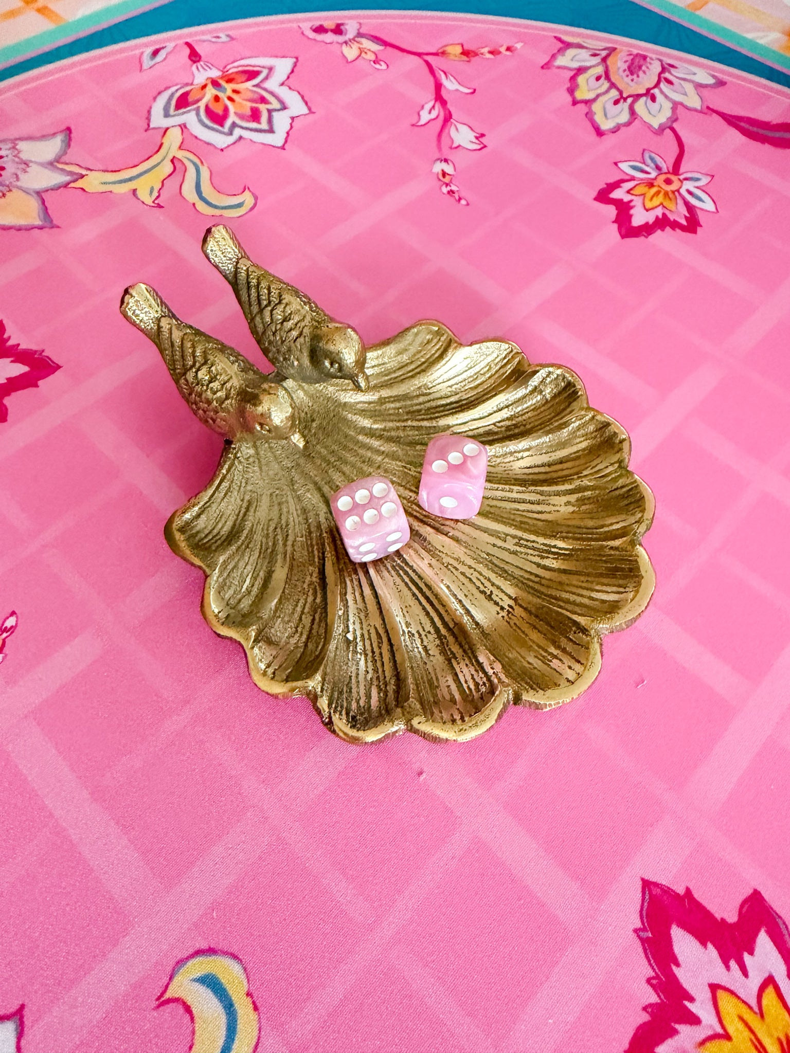Gilded Songbird Scallop Dice Catchall on the Anastasia mat