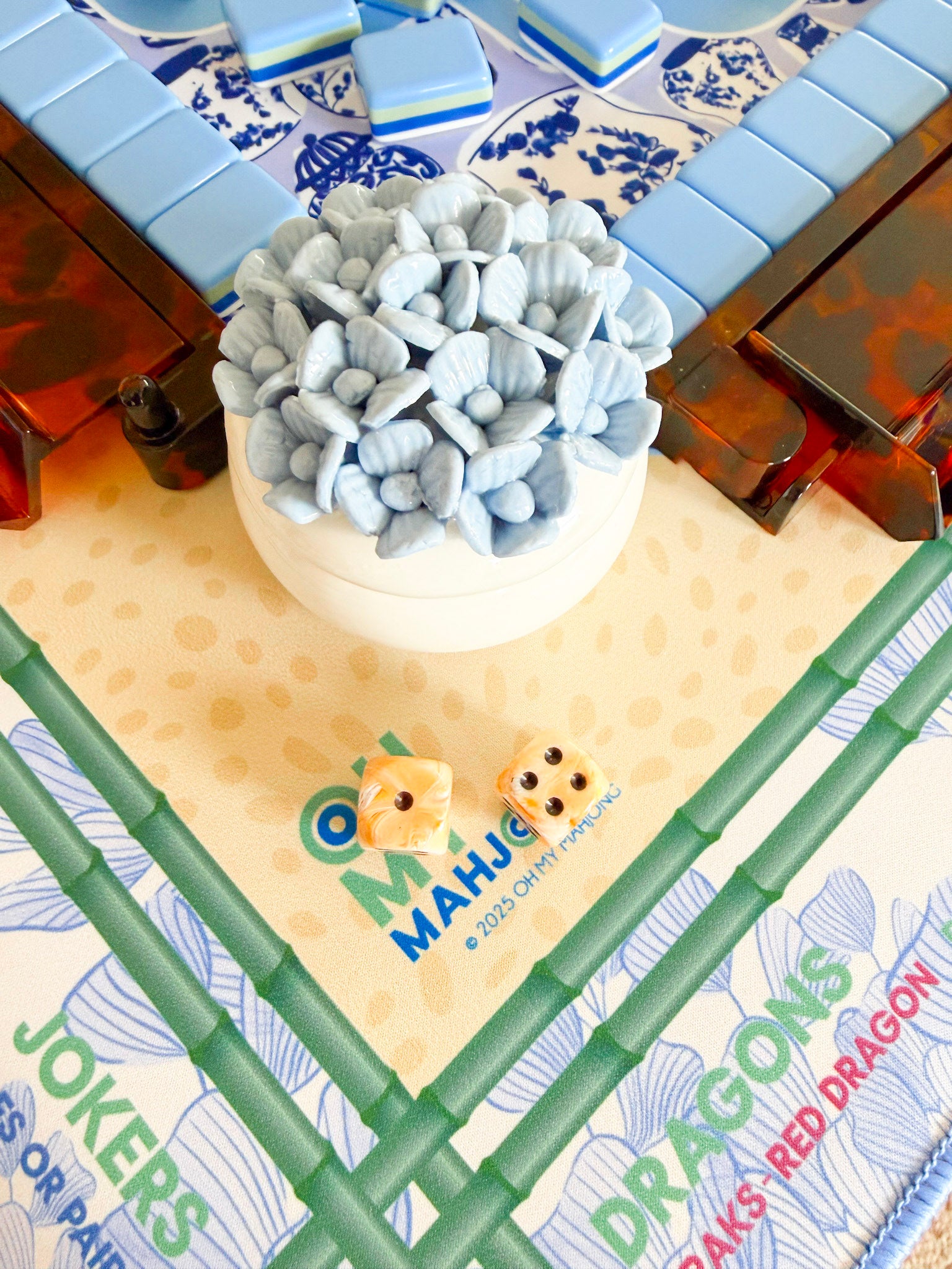 Hydrangea Porcelain Trinket Dice Box in Blue