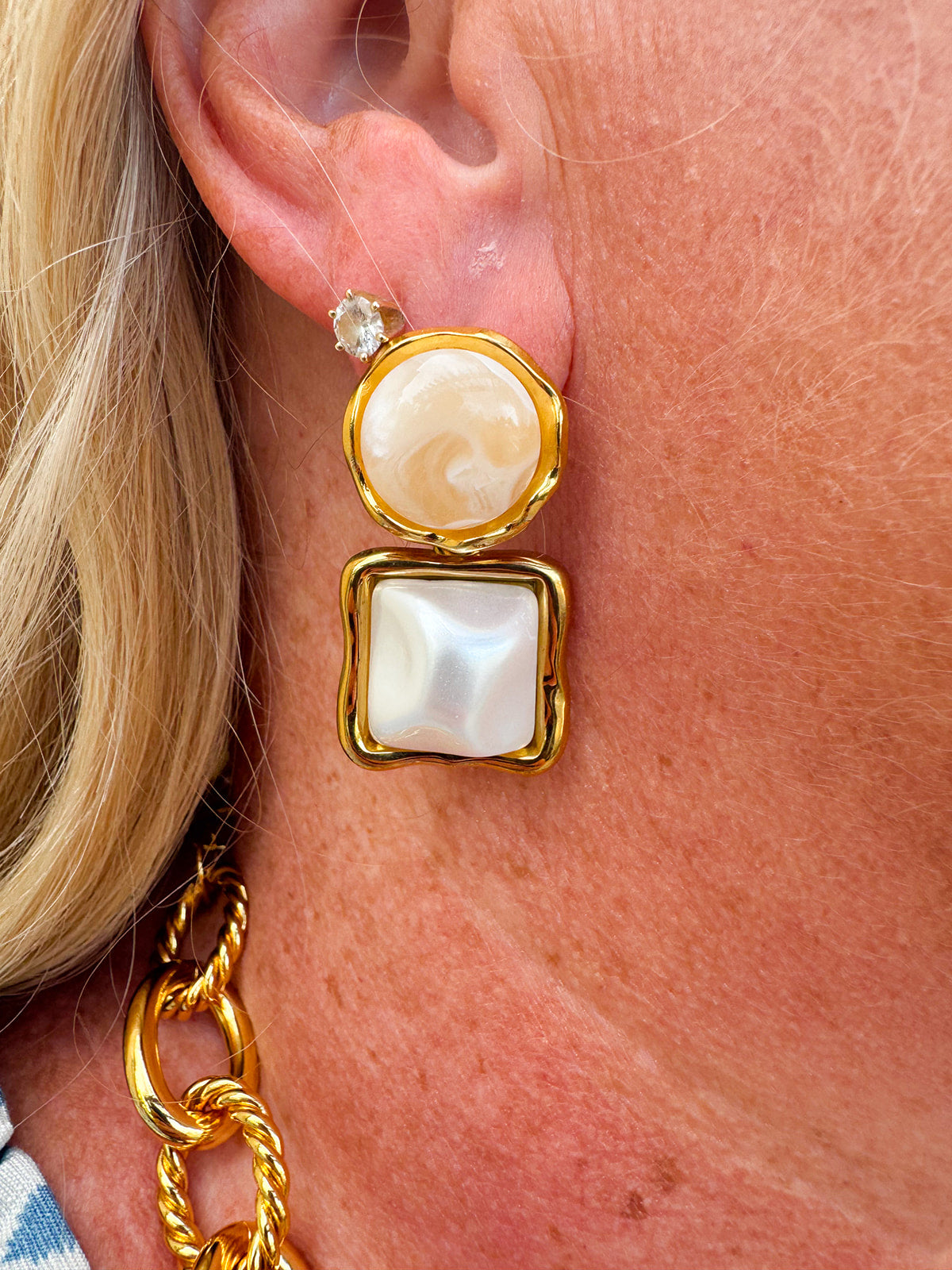 [Hart Designs] Heirloom Glow Dangle Pearl Earrings