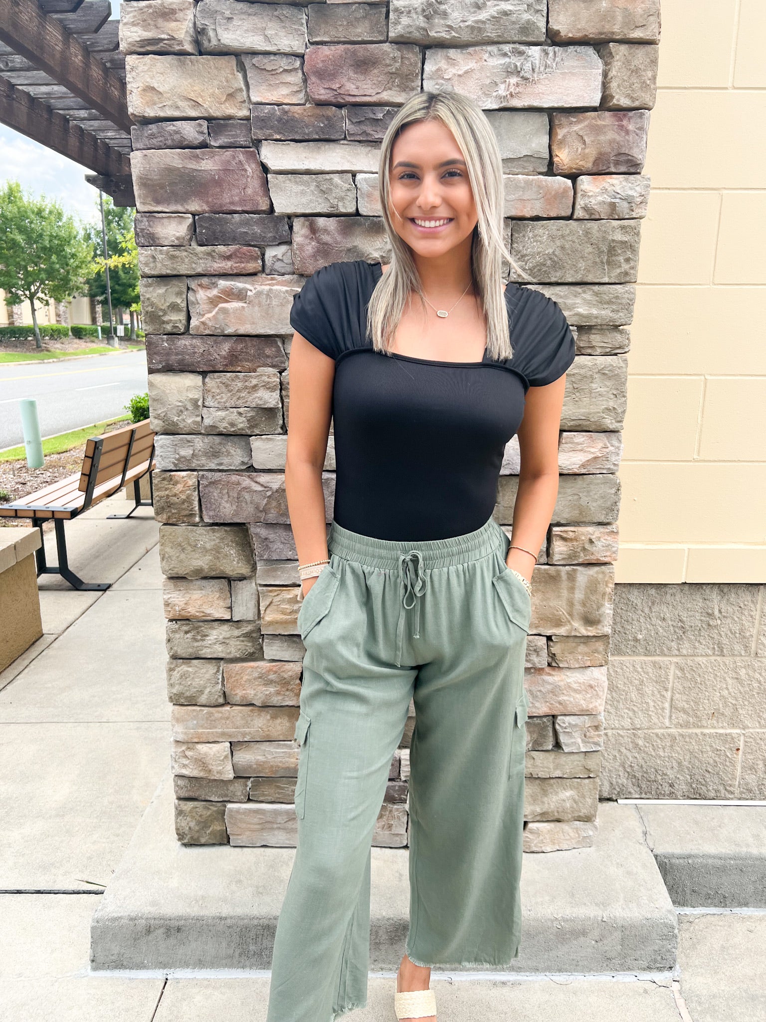 Brunch Linen Cargo Pants-Olive | Styled View