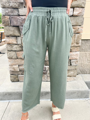 Brunch Linen Cargo Pants-Olive | Front View