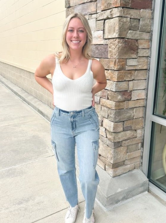 The Raelynn High Rise Straight Cropped Cargo Jeans | Styled View