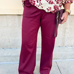Burgundy stretch pants with button closure, slim fit