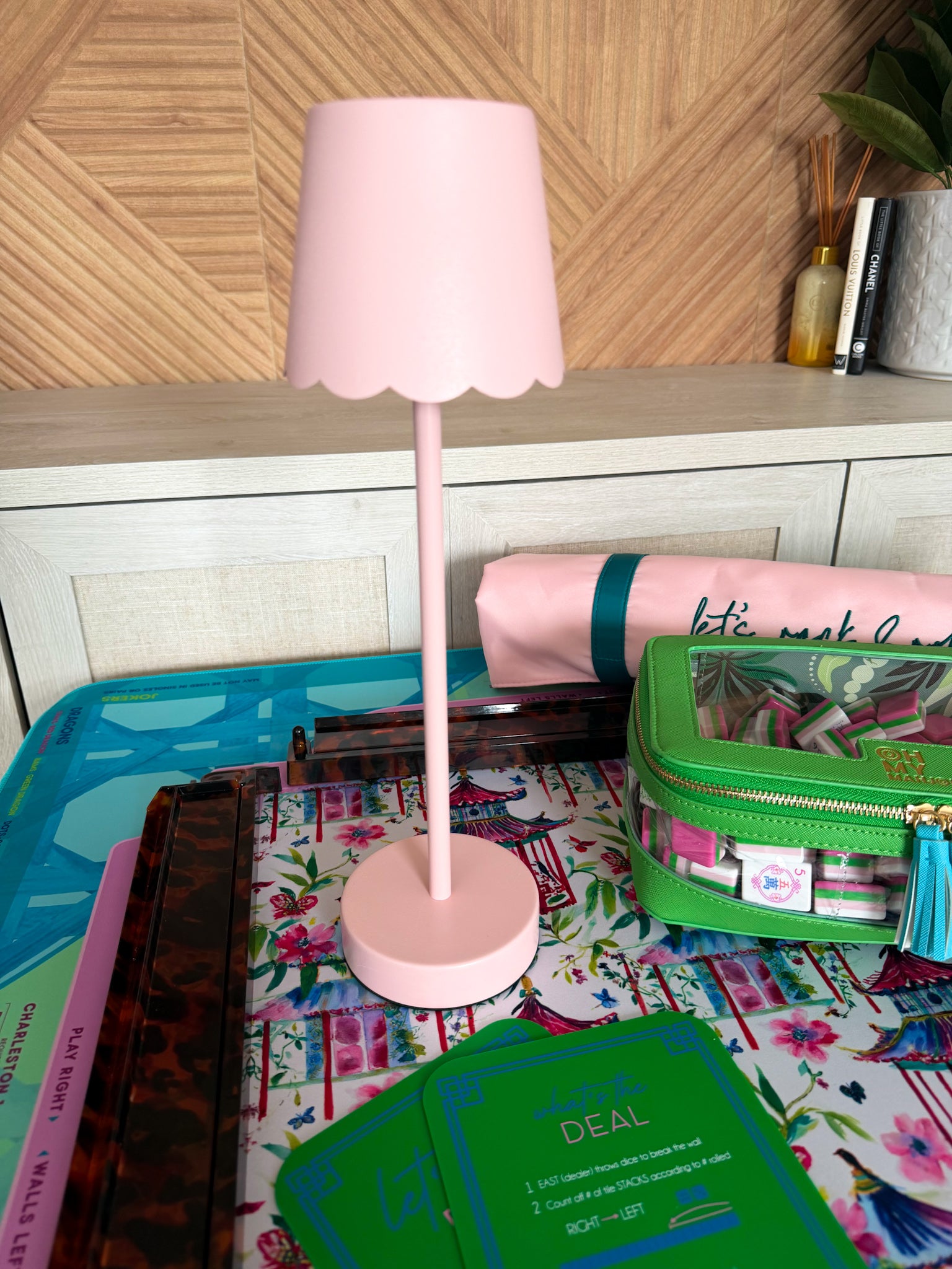Light Pink Glow Scalloped Rechargeable Table Lamp