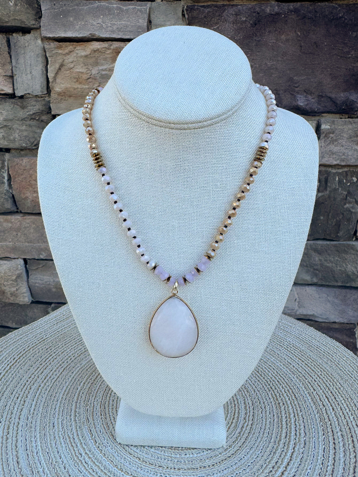 Rose Whimsy Beaded Necklace - The Pink Pineapple 850