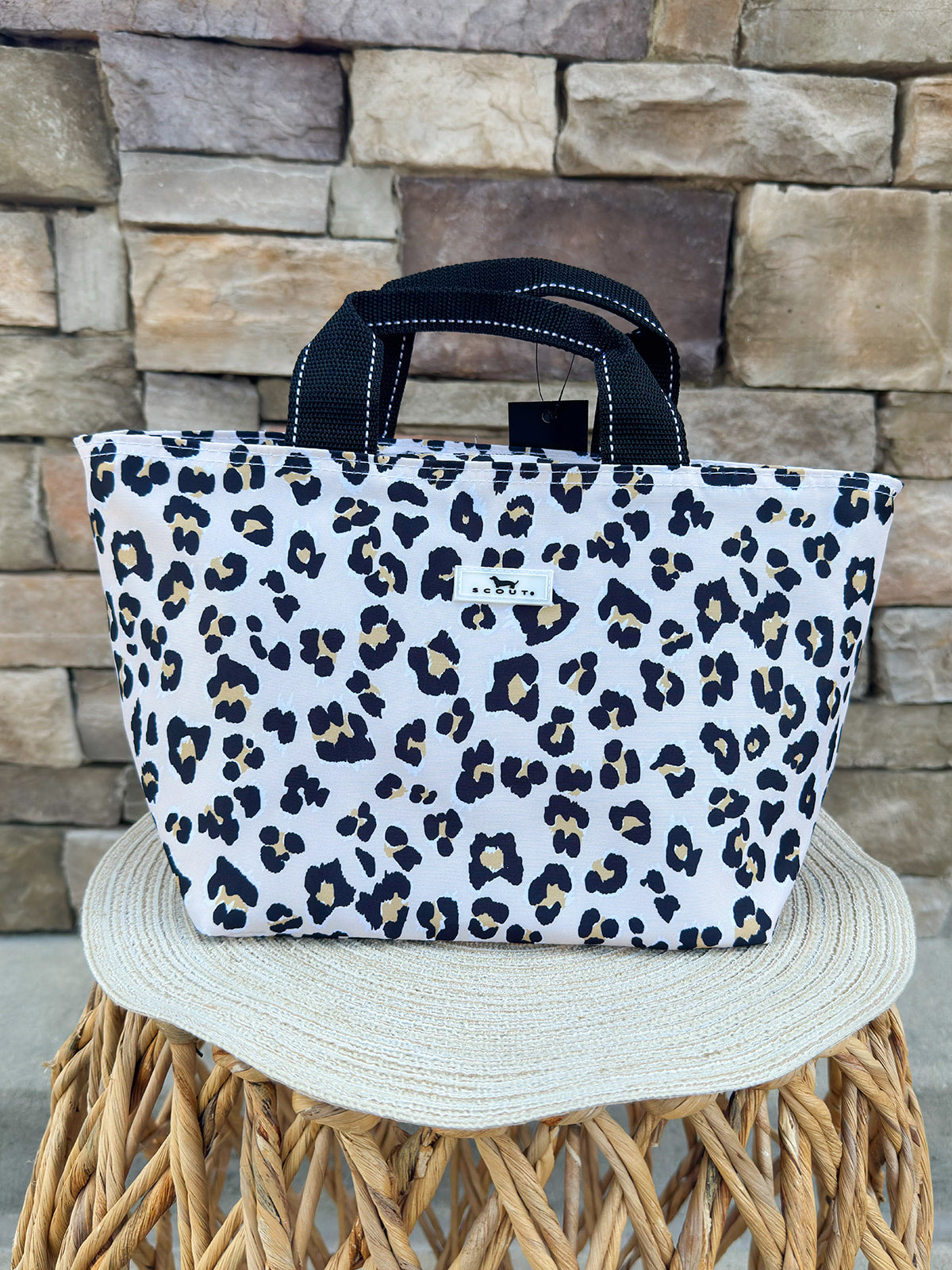 [Scout] Nooner Lunch Bag in Glamoflauge with exterior zipper pocket and insulated interior