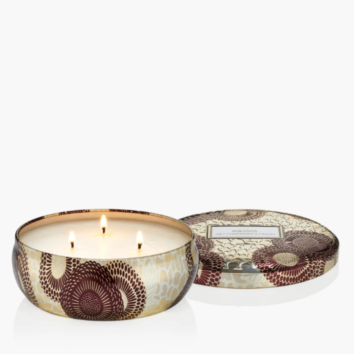 Decorative 3-wick Maison-patterned tin candle with matching lid.