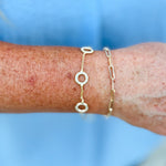 [Sorrelli] Disk Adjustable Bracelet in White Opal