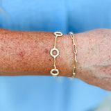 [Sorrelli] Disk Adjustable Bracelet in White Opal