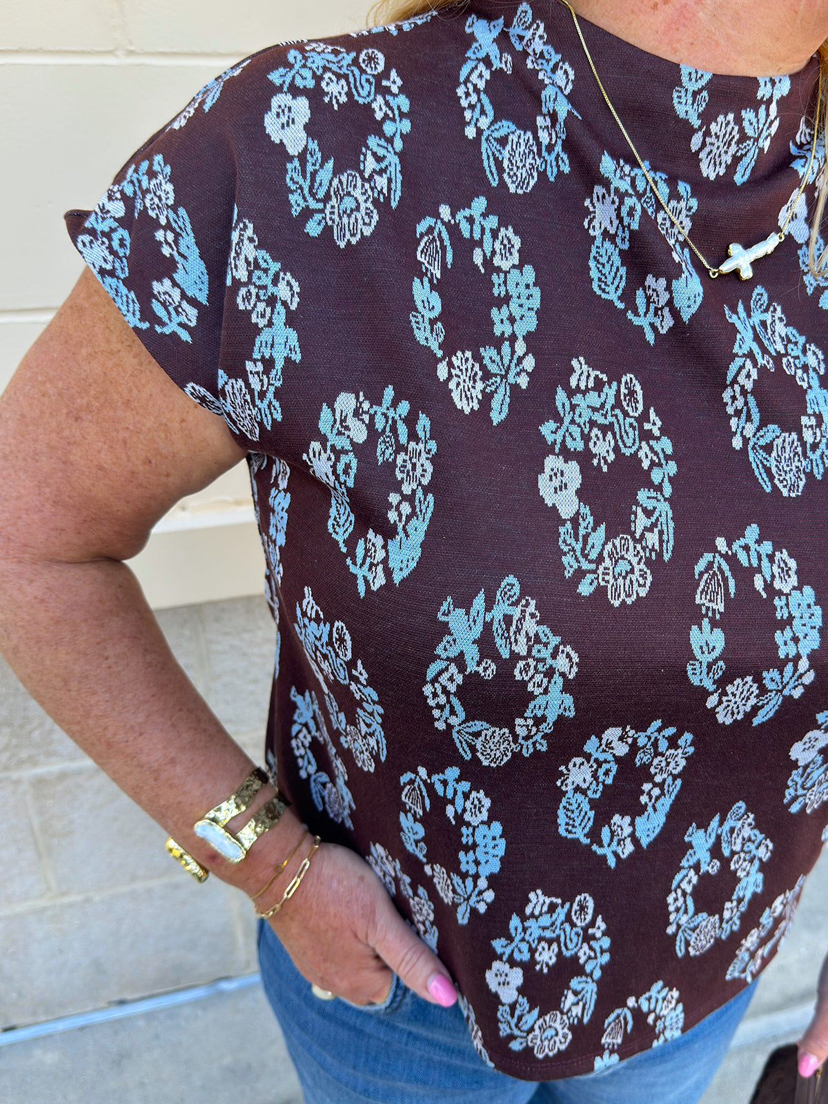 THML Cocoa Botanica Top in brown with blue and white circular floral print