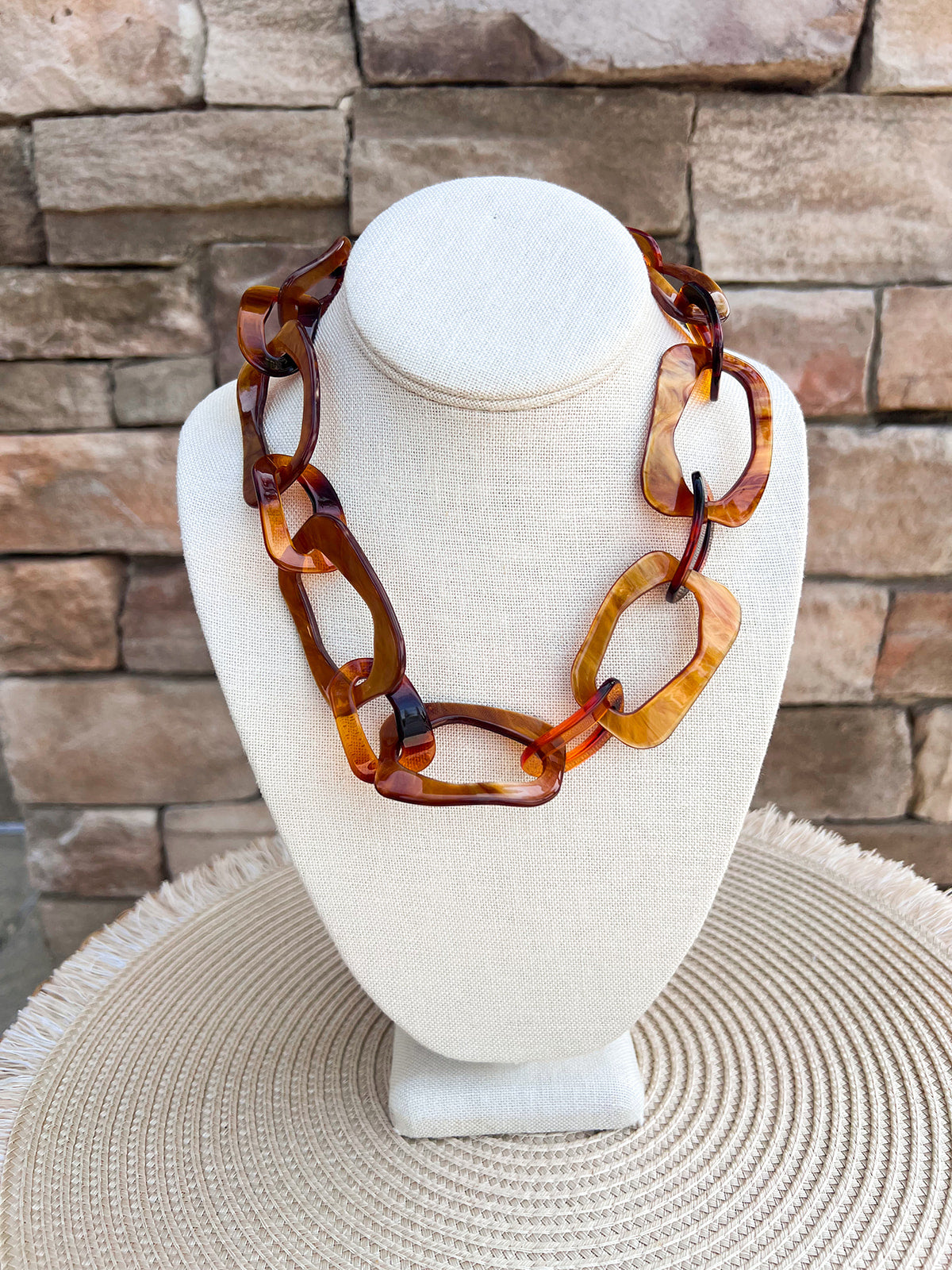Tortoise Muse Chunky Link Necklace - The Pink Pineapple 850