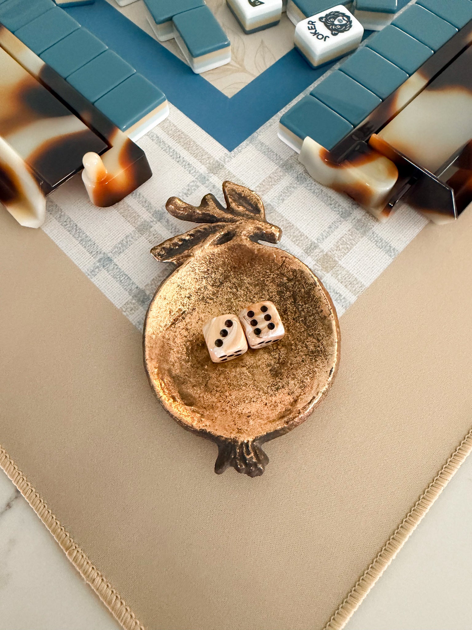 Warm Honey Mahjong Dice