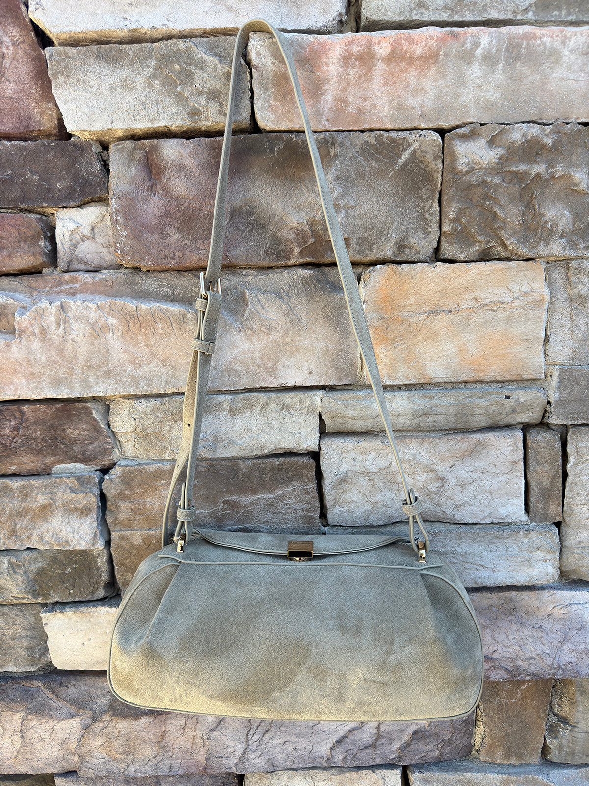 Willow Sage Crossbody - The Pink Pineapple 850