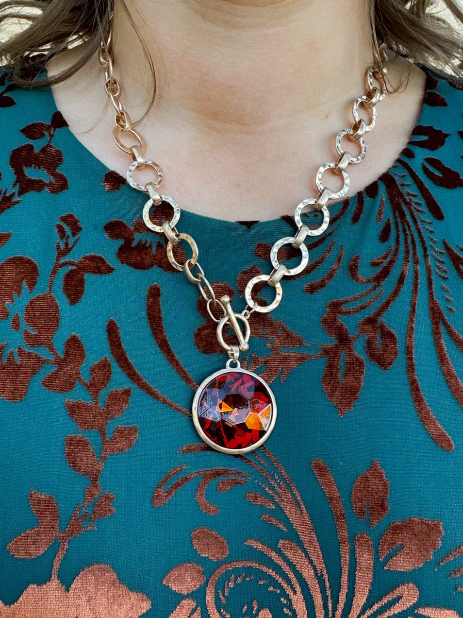 Amber Glow Chunky Necklace - The Pink Pineapple 850