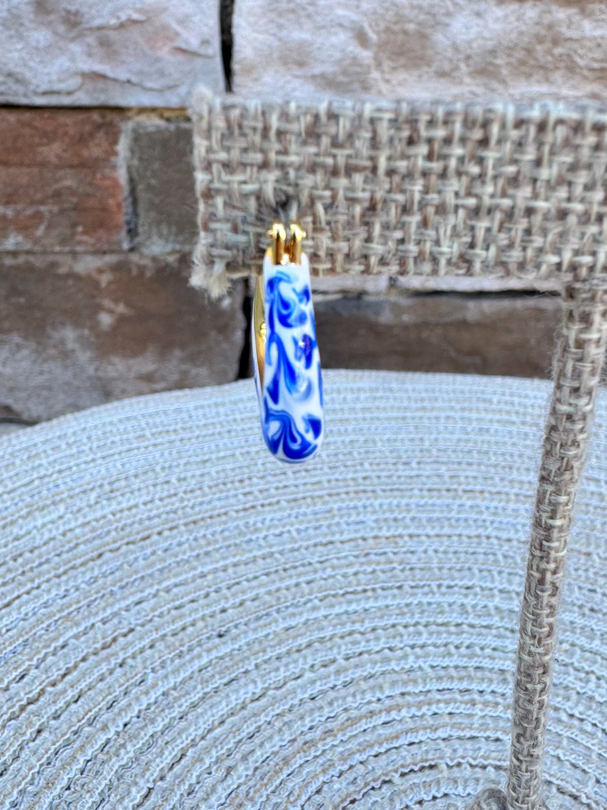 [Ana Luisa] Dakota Blue Marble Statement Hoops - The Pink Pineapple 850