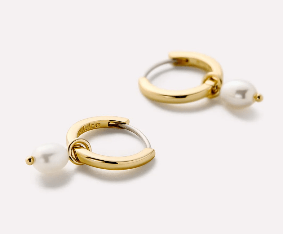 [Ana Luisa] Frida Pearl Huggie Hoops - The Pink Pineapple 850