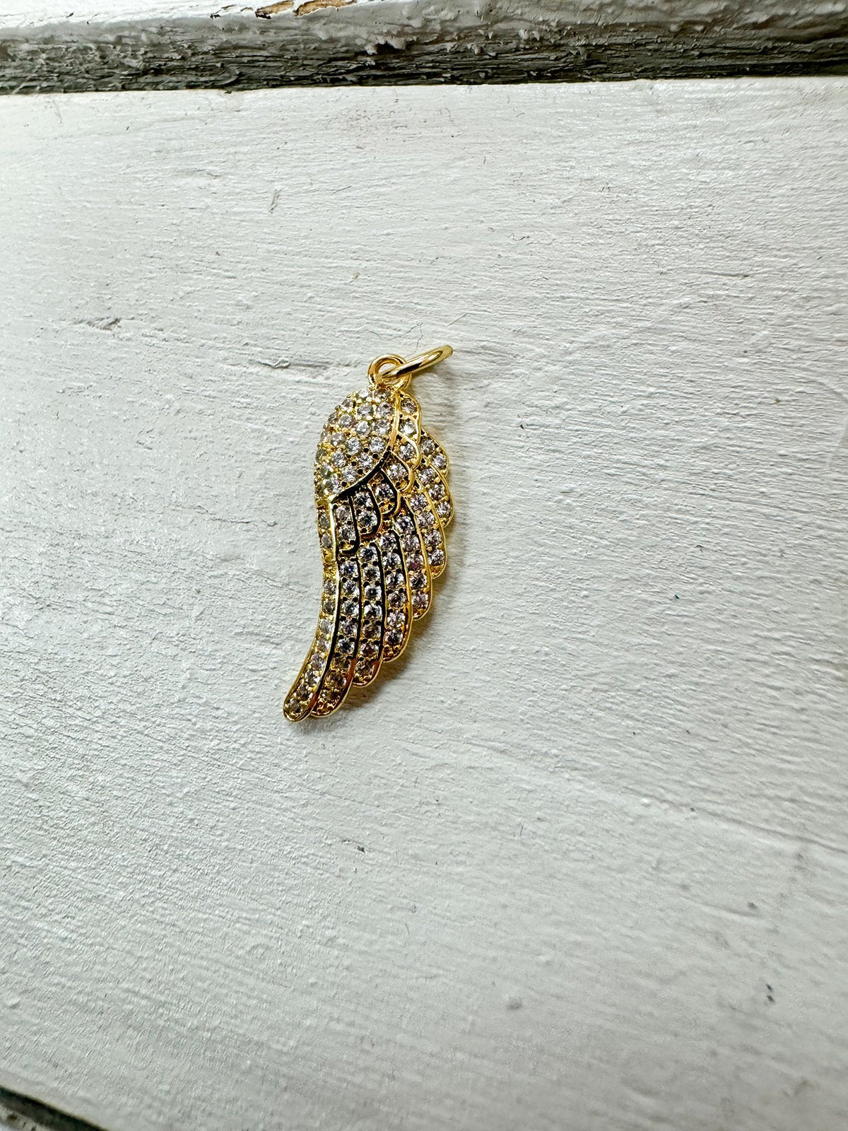 Angel Wing Charm - The Pink Pineapple 850