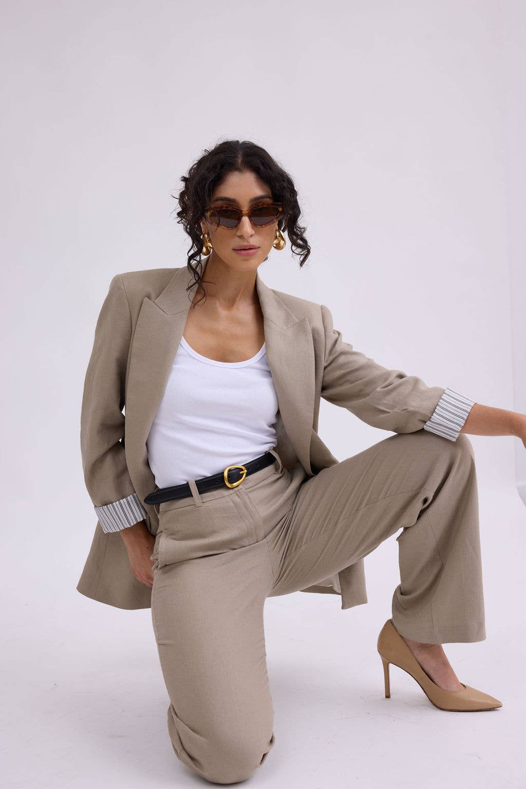 Basic Leather Belt with Asymmetrical Buckle - The Pink Pineapple 850