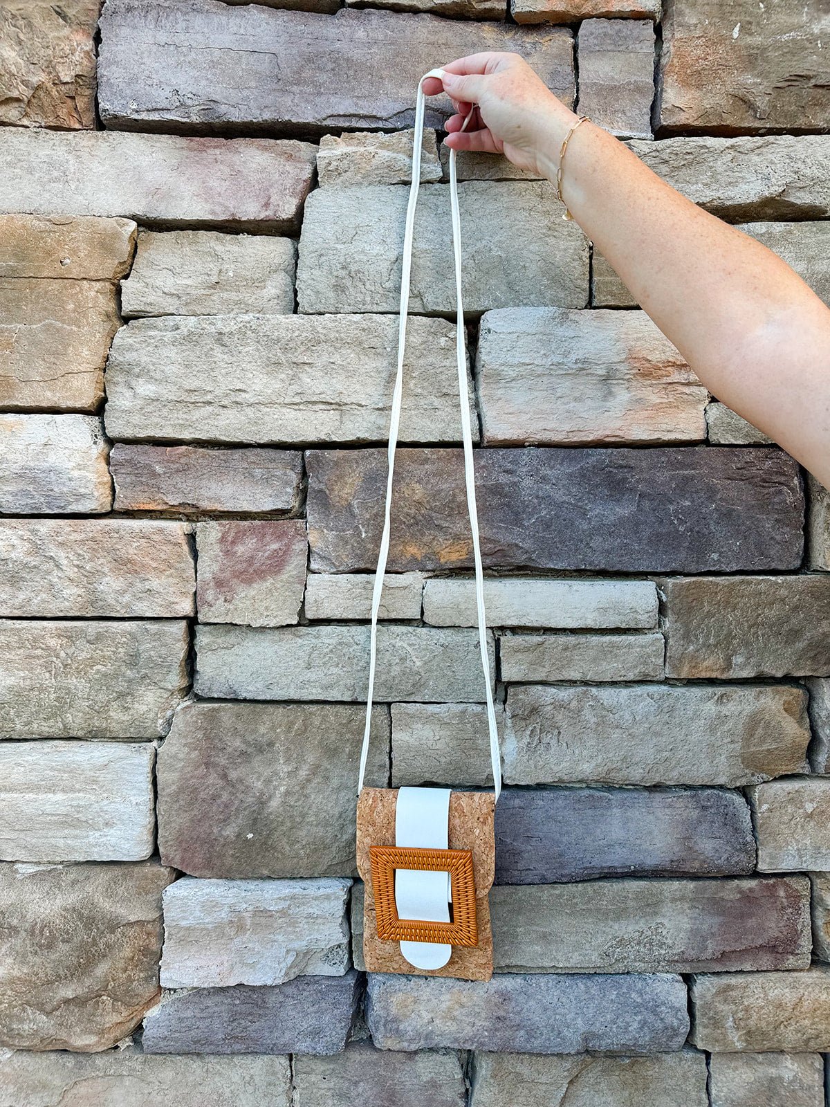 [BC Bags] Cork Mini White Crossbody - The Pink Pineapple 850