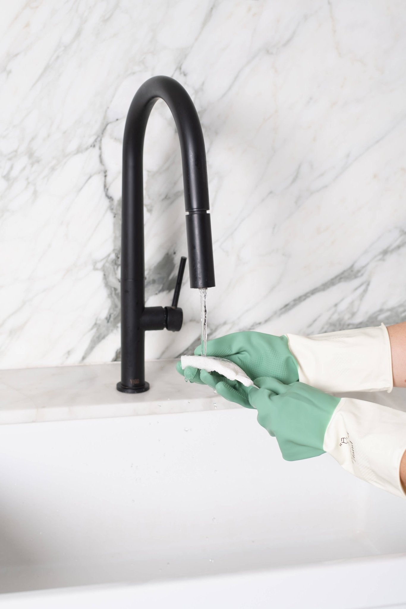 Biodegradable Pop - Up Sponge - Clean for Bubbles - The Pink Pineapple 850