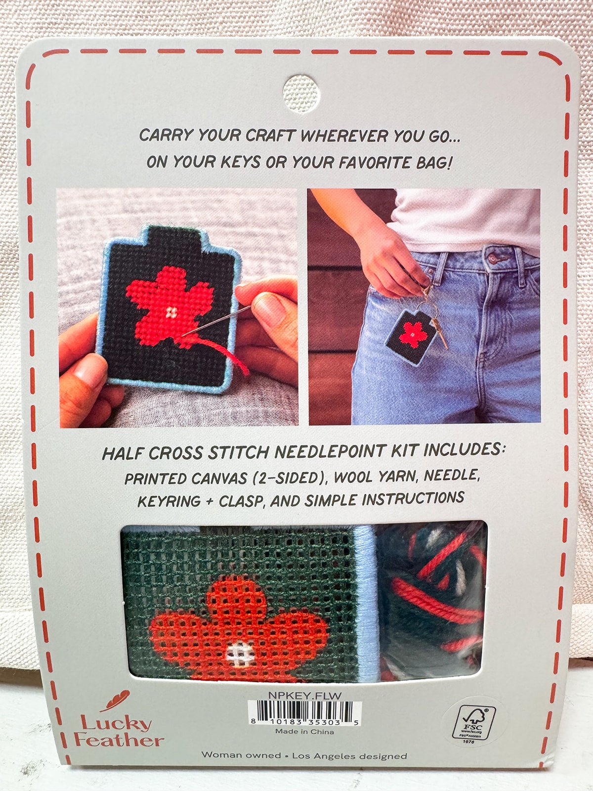Bloom & Carry Needlepoint Keychain Kit - The Pink Pineapple 850