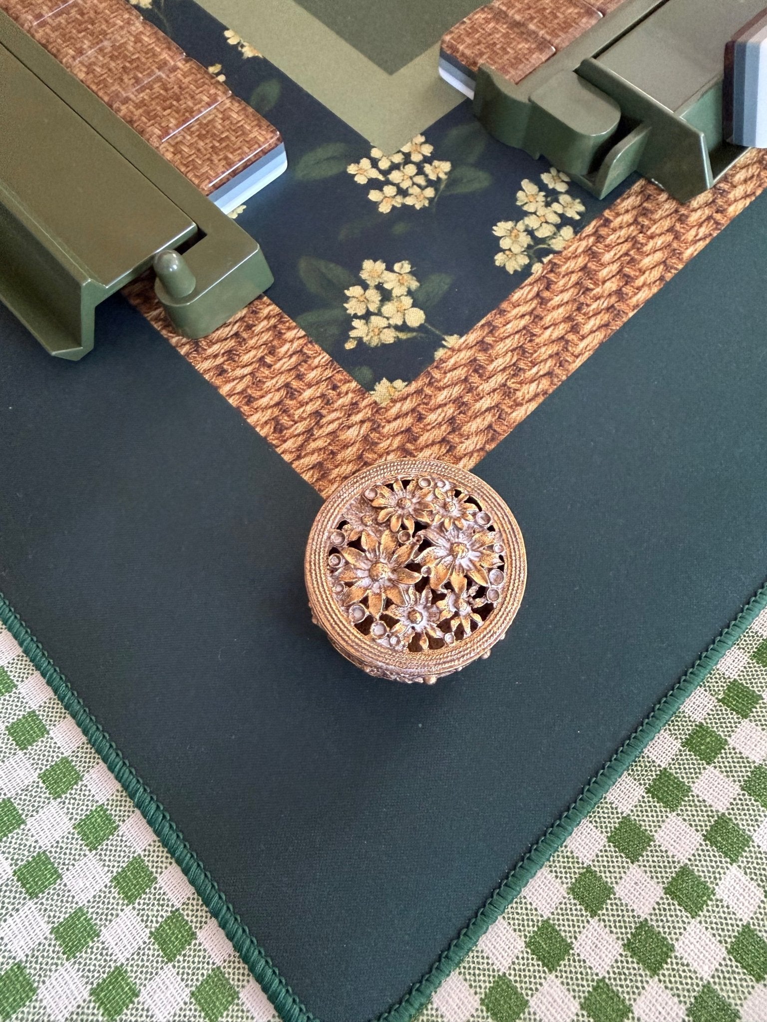 Brass Bloom Mahjong Dice Catchall - The Pink Pineapple 850