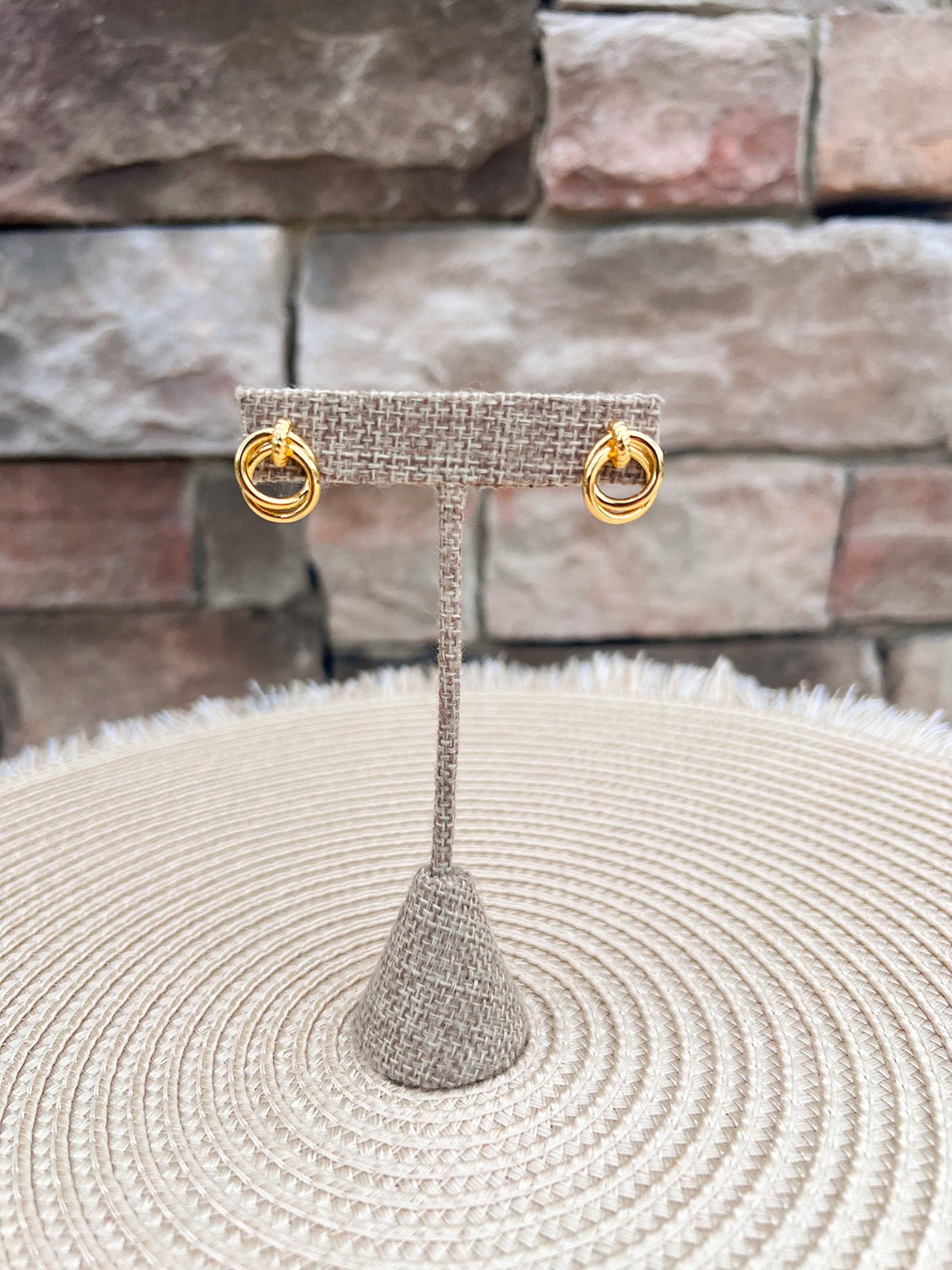 [Brenda Grands] 18k Gold Looped Duo Studs - The Pink Pineapple 850