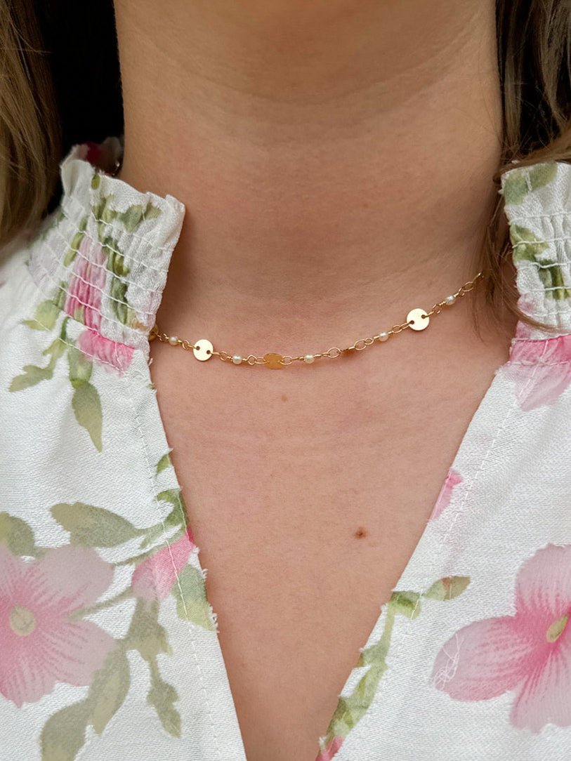 [Brenda Grands] Dainty Pearl Choker - The Pink Pineapple 850