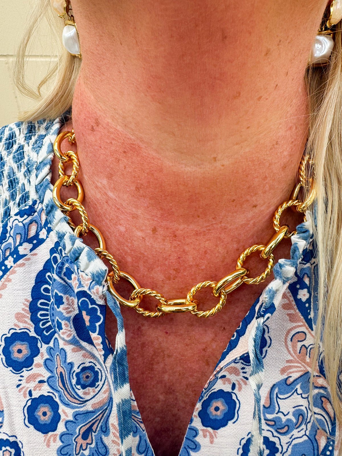 [Brenda Grands] Gold Link Statement Aspen Necklace - The Pink Pineapple 850