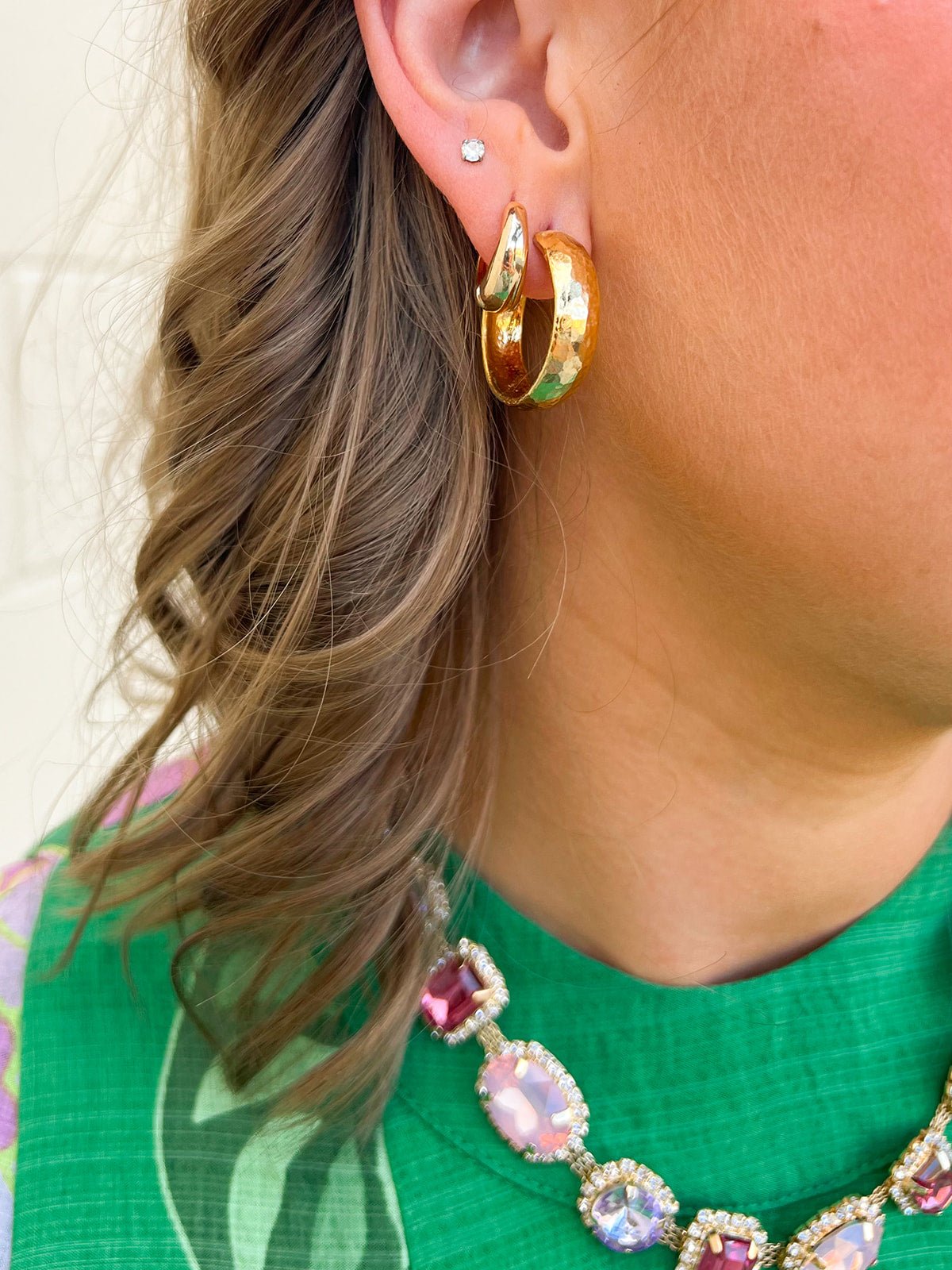 [Brenda Grands] Hammered Hoops Mini - The Pink Pineapple 850