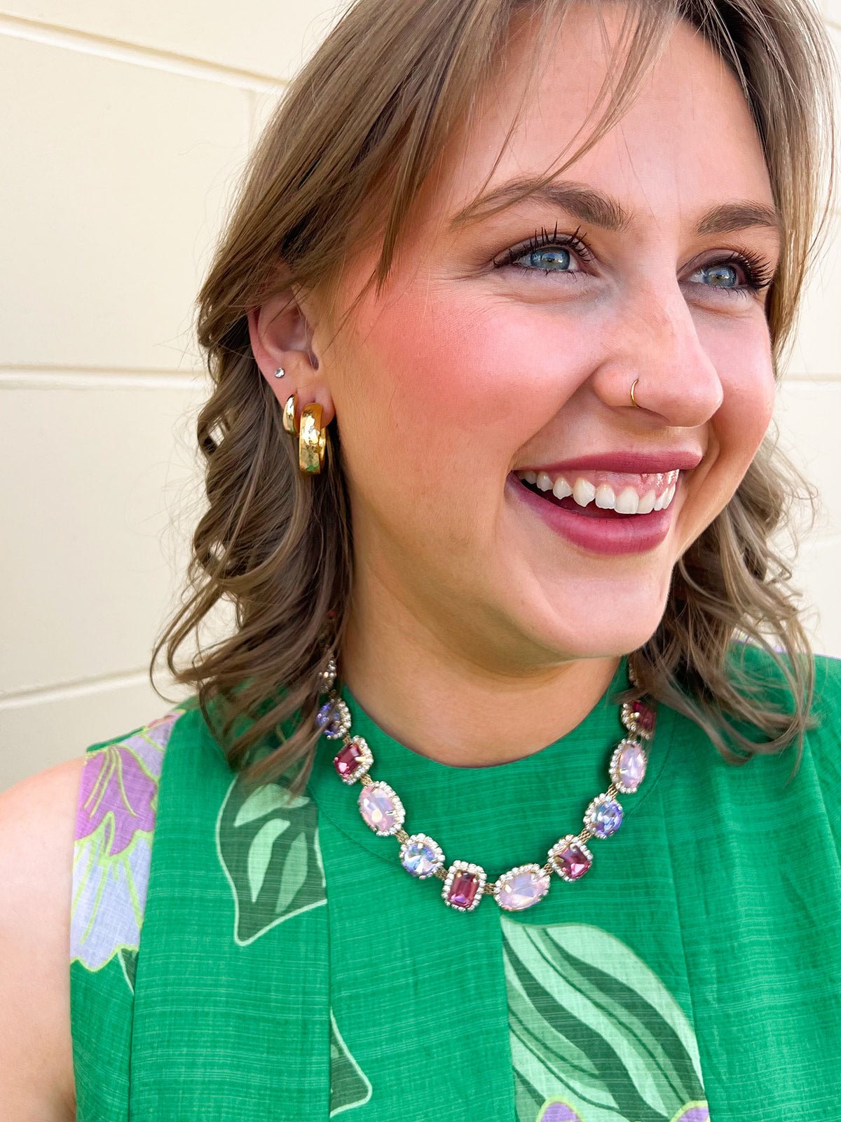 [Brenda Grands] Hammered Hoops Mini - The Pink Pineapple 850