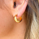 [Brenda Grands] Hammered Hoops Mini - The Pink Pineapple 850