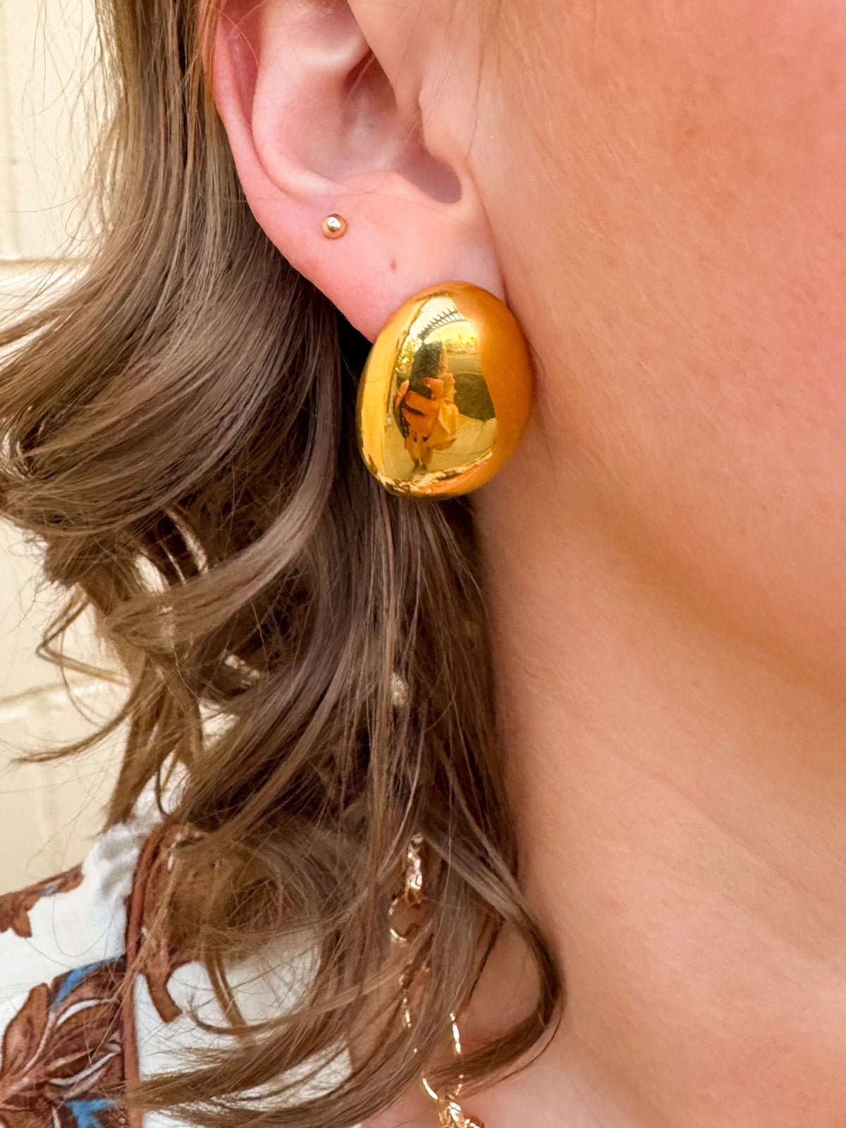 [Brenda Grands] Statement Dome Studs - The Pink Pineapple 850