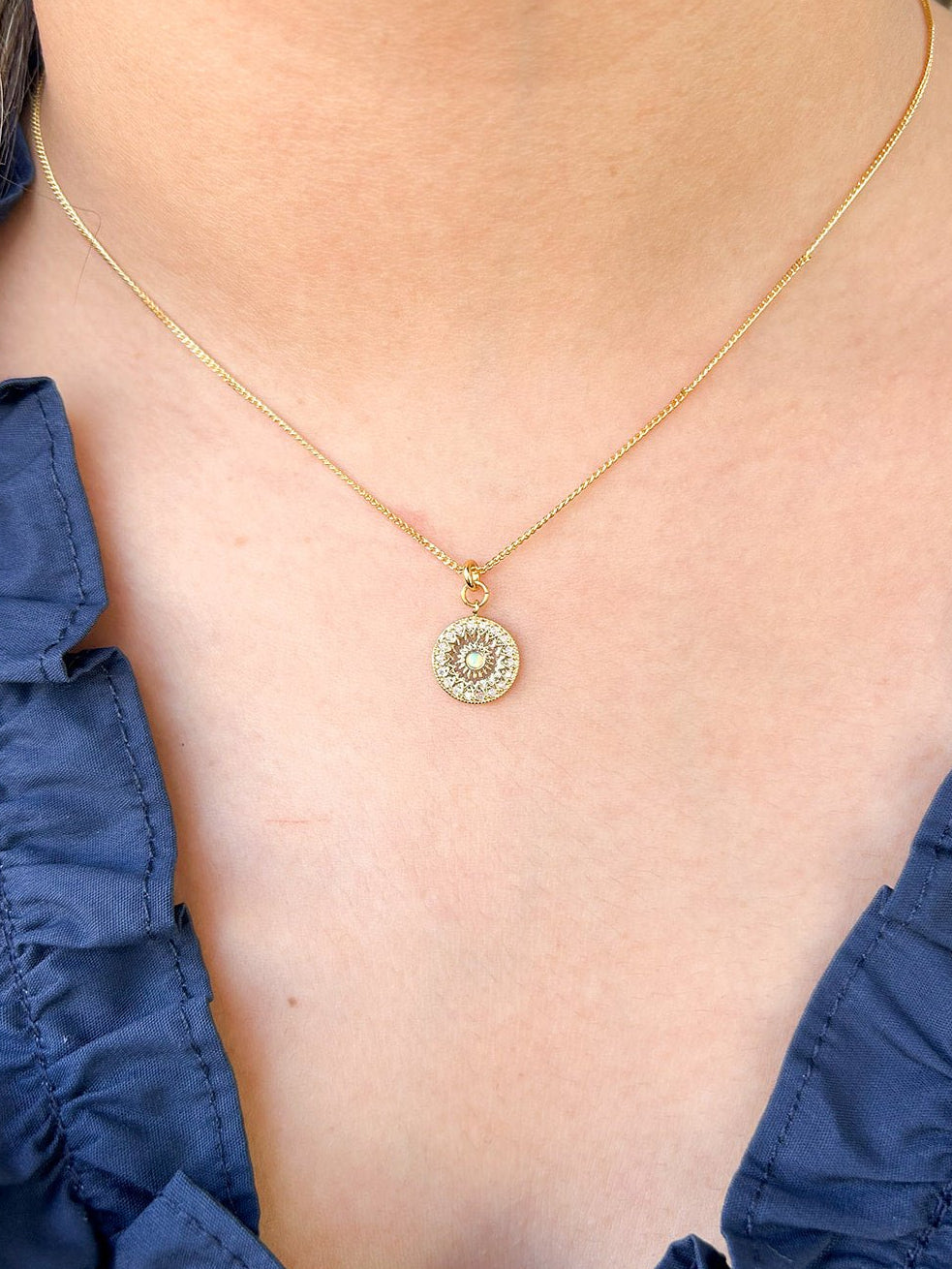 Gold necklace with opal pendant