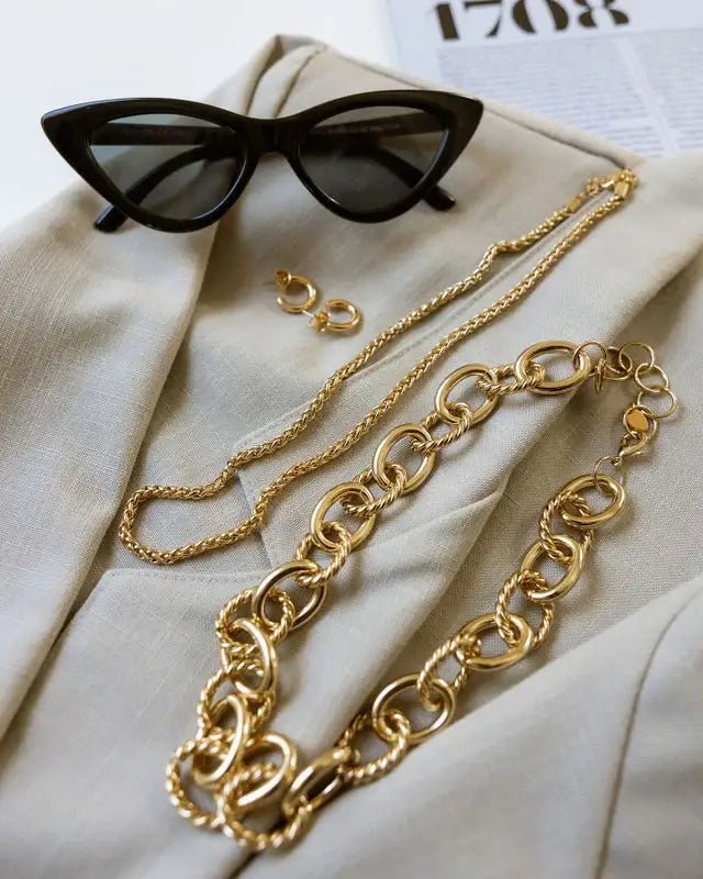 Brenda Grands Tiny Tube Dangle Earrings Hoops - The Pink Pineapple 850