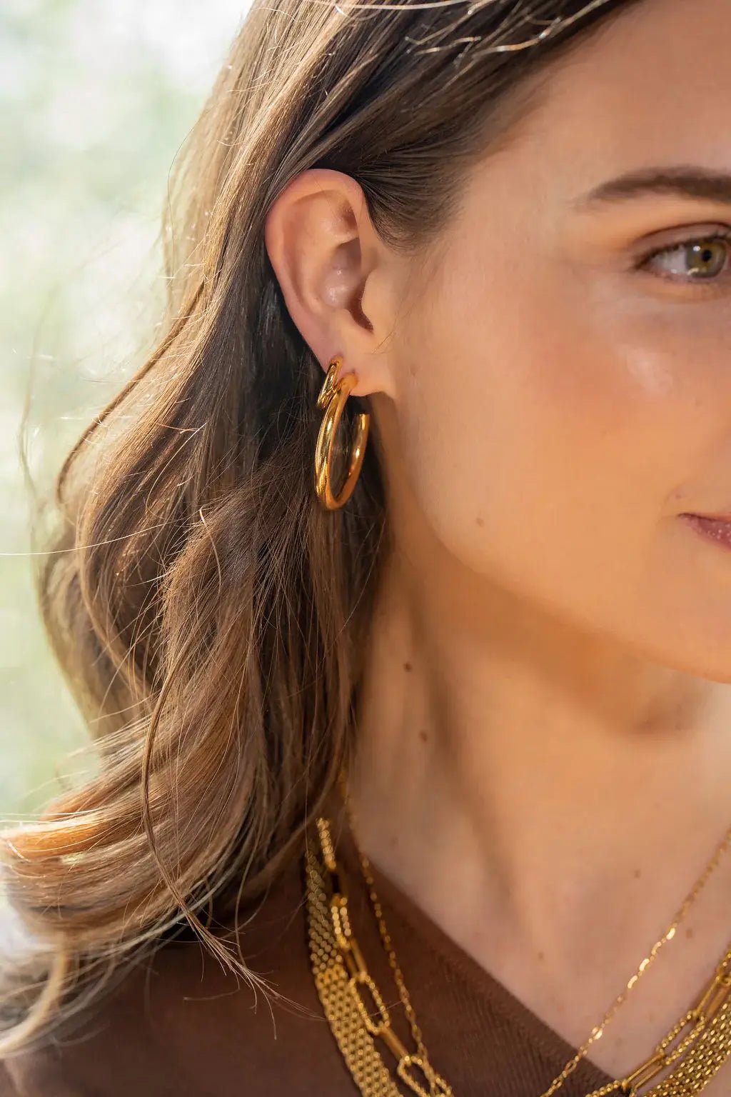 Brenda Grands Tiny Tube Dangle Earrings Hoops - The Pink Pineapple 850