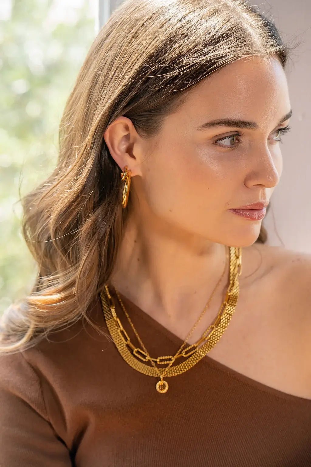 Brenda Grands Tiny Tube Dangle Earrings Hoops - The Pink Pineapple 850