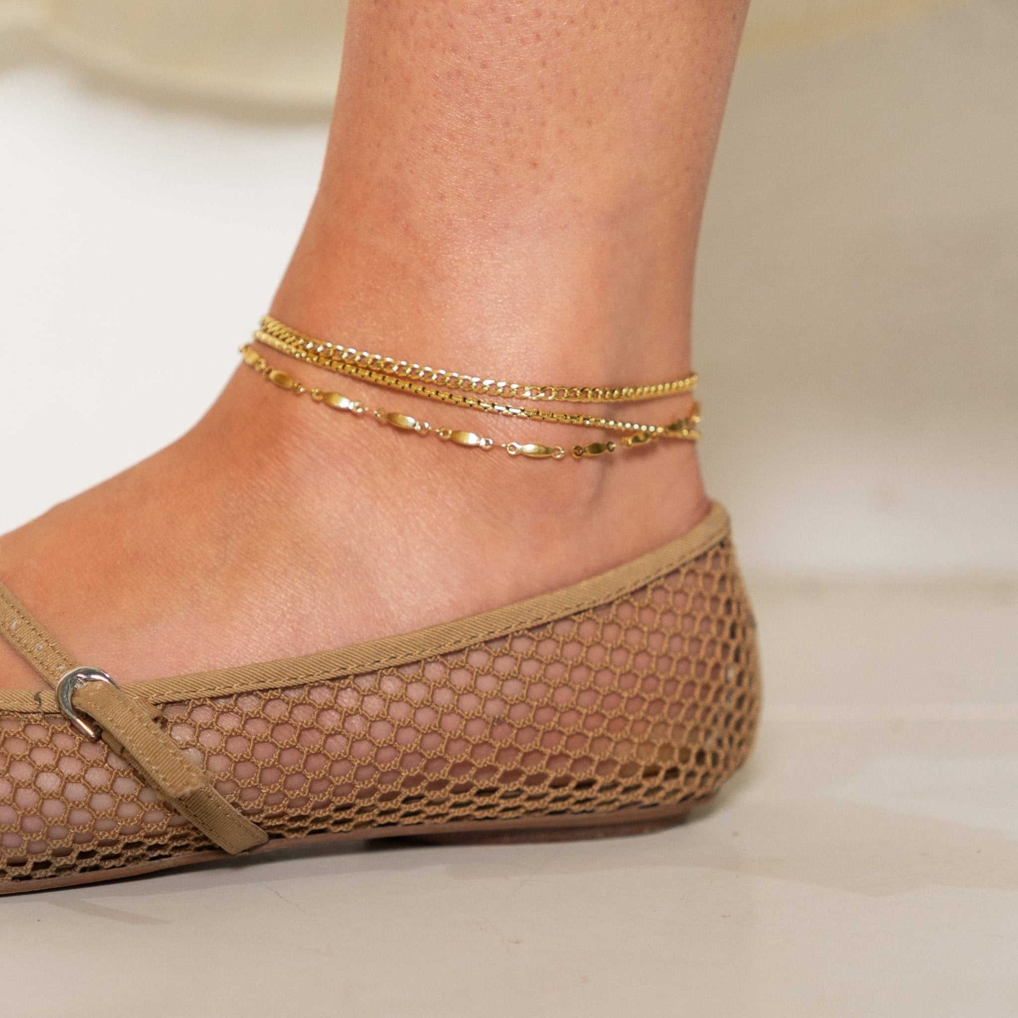 [Brenda Grands] Waterproof Gold Triple Anklet - The Pink Pineapple 850