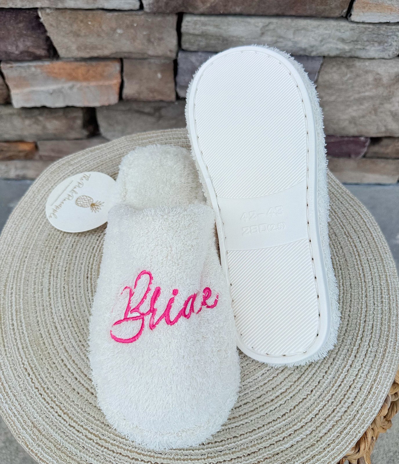 Bridal Bliss Fuzzy Slippers - The Pink Pineapple 850