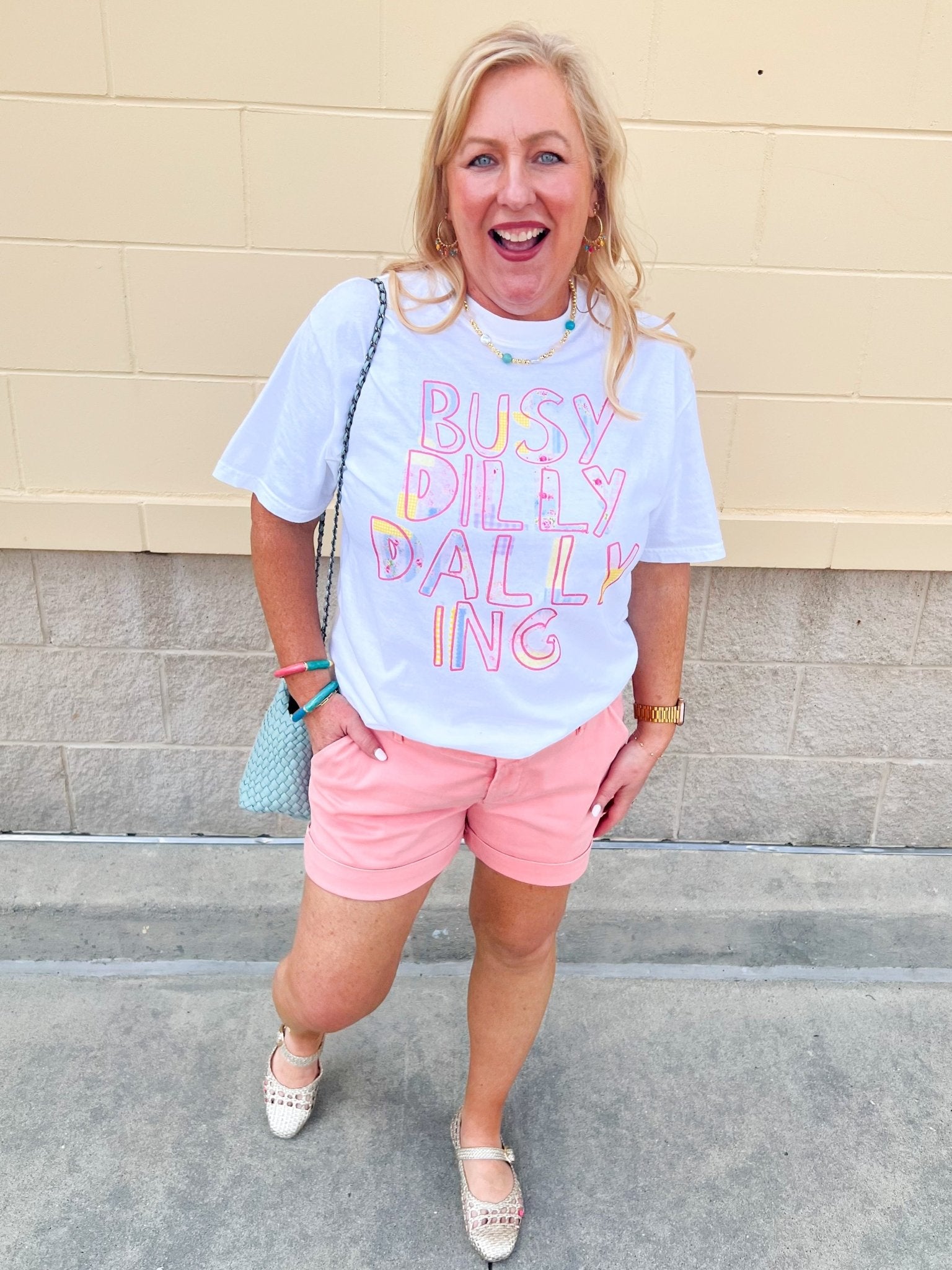 Busy Dilly Dally Days Tee - The Pink Pineapple 850