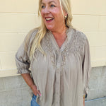 Café Season Blouse - The Pink Pineapple 850