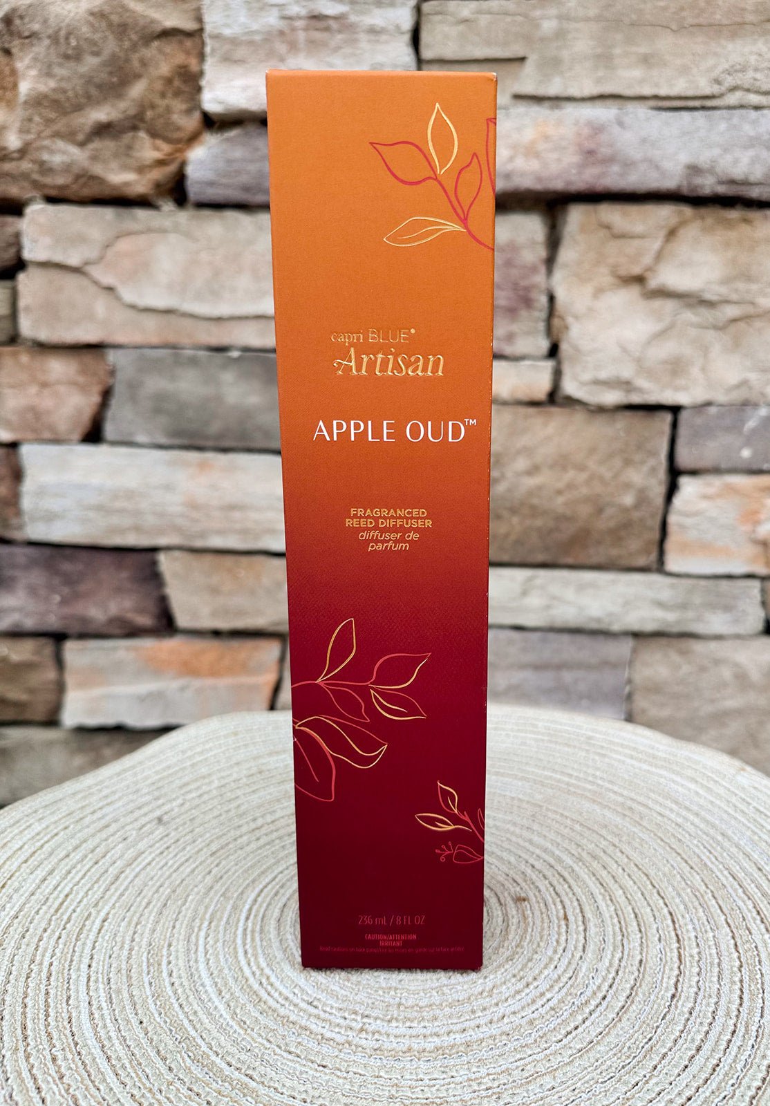 [Capri Blue] Apple Oud Tuscan Radiance Reed Diffuser - The Pink Pineapple 850