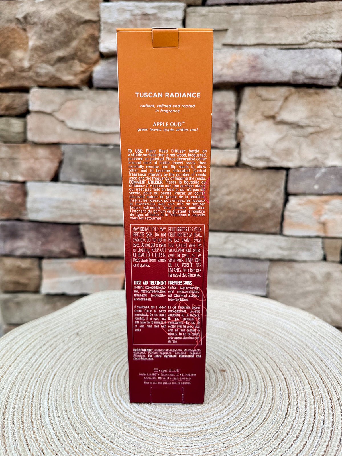 [Capri Blue] Apple Oud Tuscan Radiance Reed Diffuser - The Pink Pineapple 850