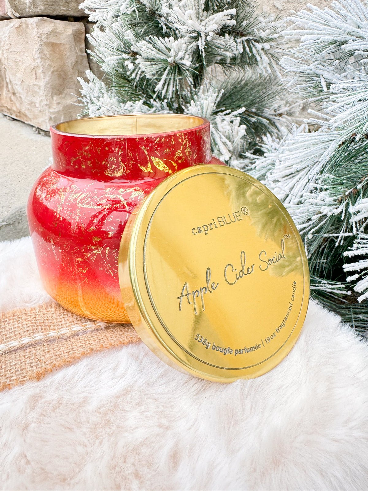 Capri Blue Glimmer Apple Cider Social Signature Candle 19oz - The Pink Pineapple 850