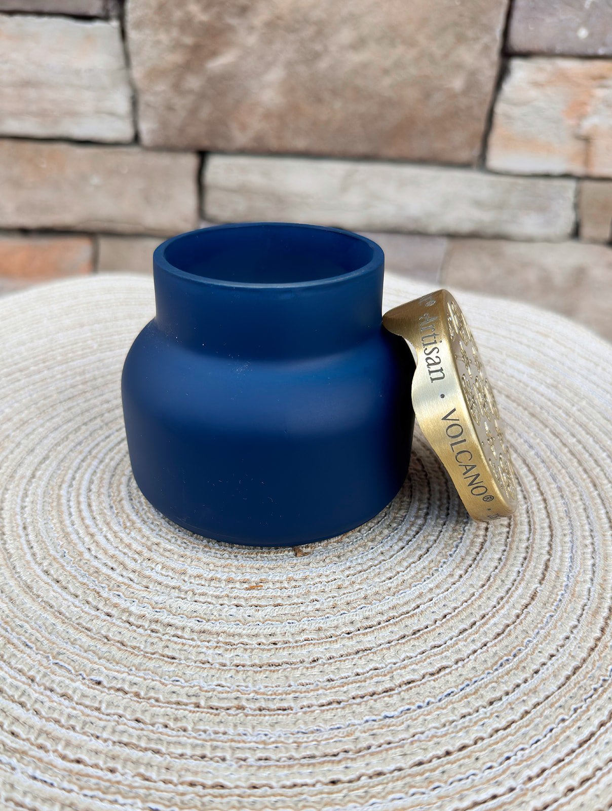 [Capri Blue] Volcano Terrazza Velluto Petite Candle - The Pink Pineapple 850